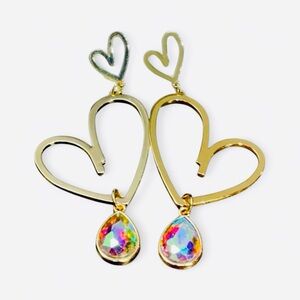 Dangling Gold Fashion Earrings Heart Shaped